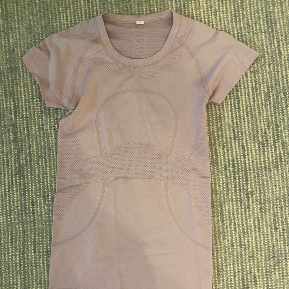 Swiftly Tech Short Sleeve